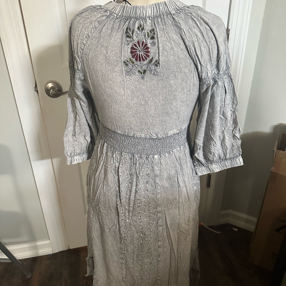 NWT- Young Threads -Grey High-Low V-Neck Ruffle Dress by - Picture 4 of 6